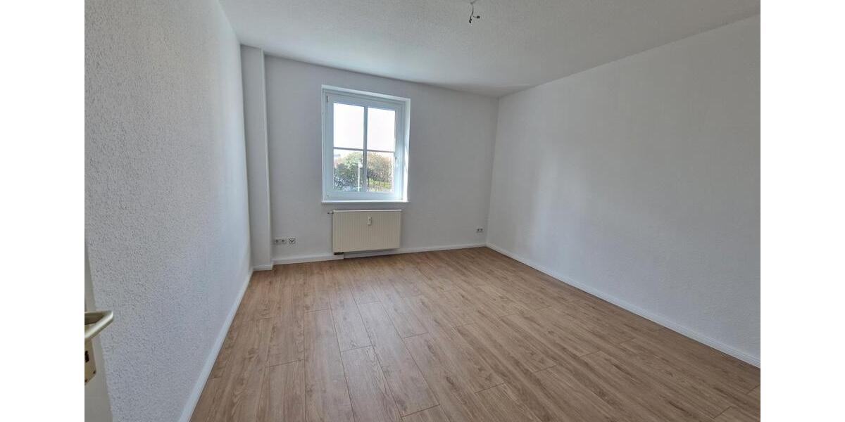 Etagenwohnung Magdeburg Brückfeld - 7 Zimmer, 129 m&sup2;, 889&euro; | Angebot:26660659