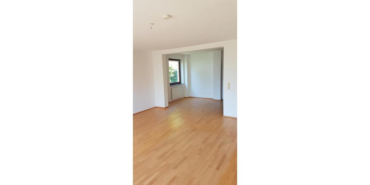 Einfamilienhaus Pinneberg - 5 Zimmer, 131 m&sup2;, 2.000&euro; | Angebot:26043862