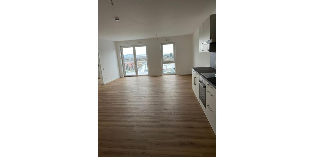 Moderne 3-Zimmer-Wohnung in Hargesheim mit Balkon und 2 Tiefgaragenstellplätzen 3 zimmer
