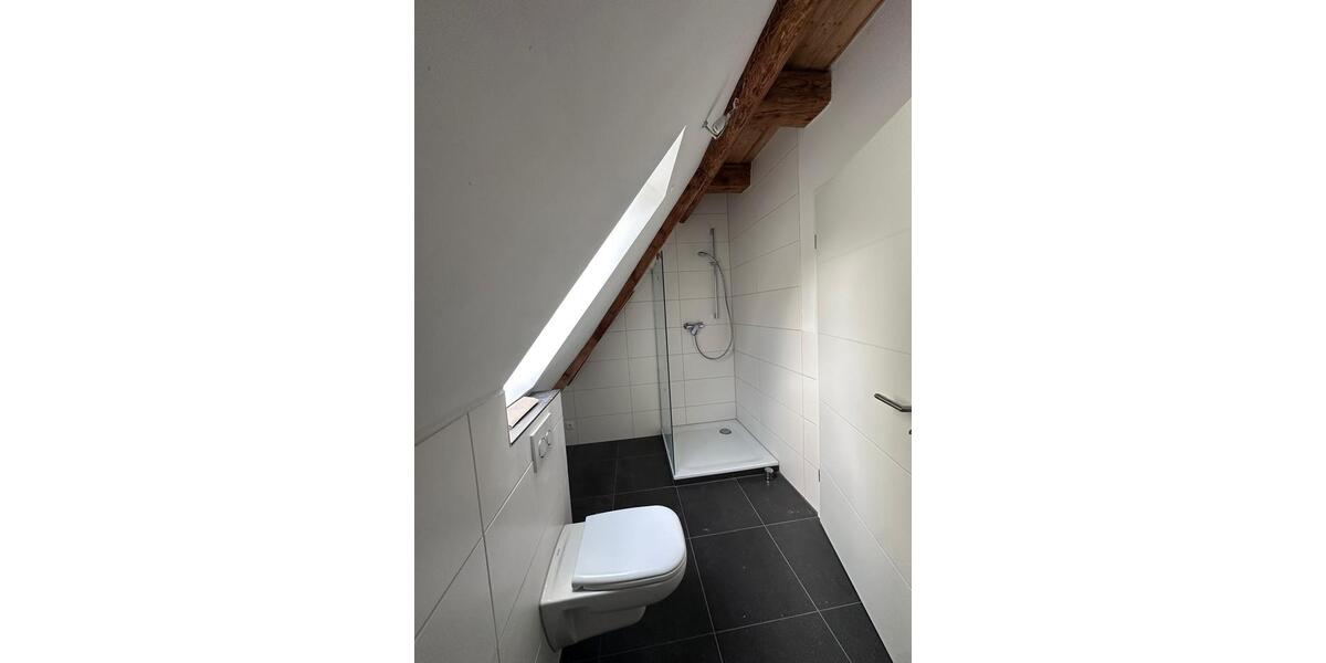 Dachgeschoßwohnung Buxheim - 2 Zimmer, 73 m&sup2;, 1.200&euro; | Angebot:24360594