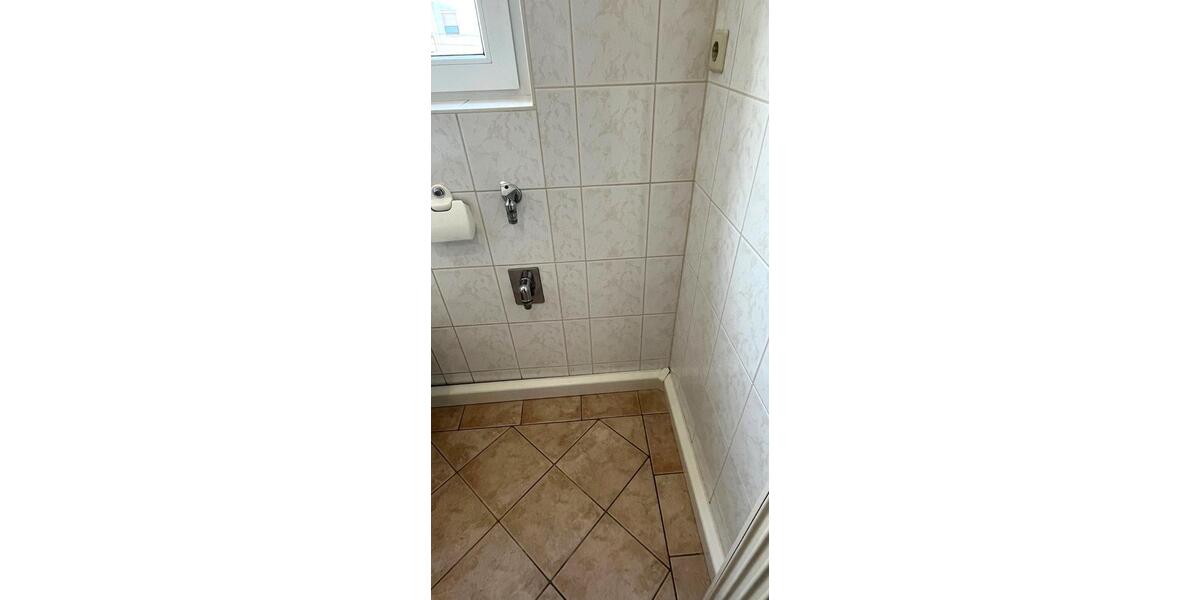 Etagenwohnung Crimmitschau - 3 Zimmer, 54 m&sup2;, 350&euro; | Angebot:25419562