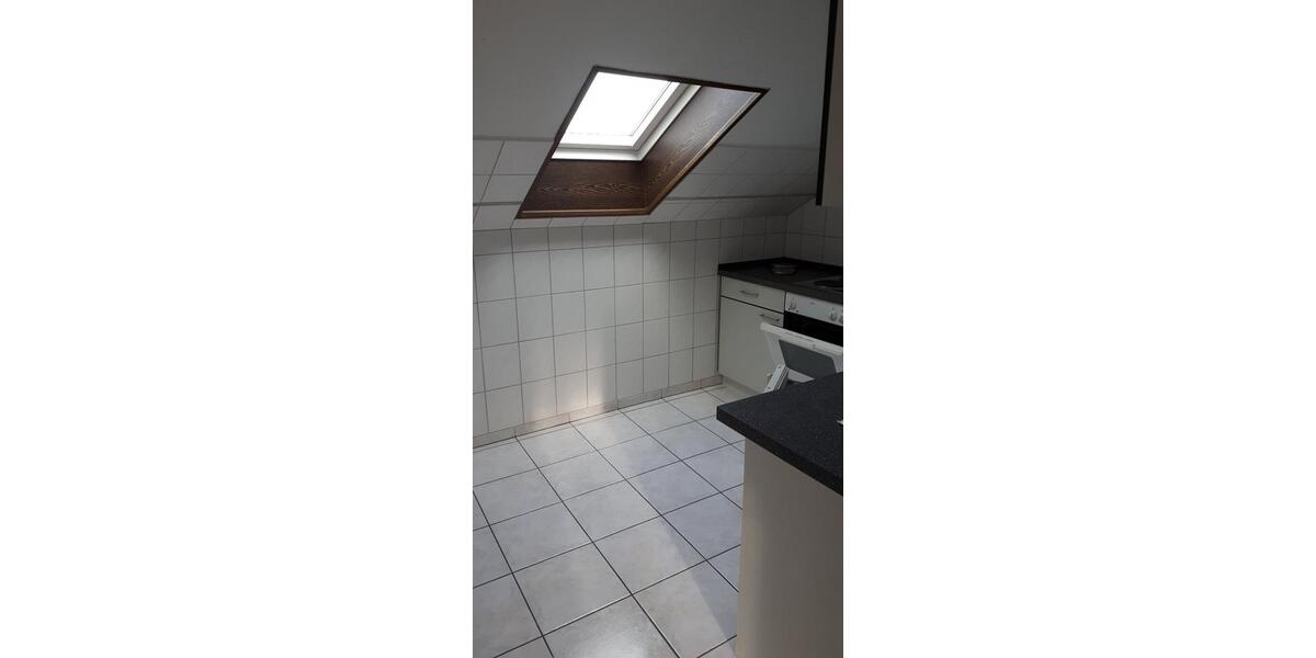Dachgeschoßwohnung Köln Kalk - 2 Zimmer, 50 m&sup2;, 725&euro; | Angebot:26679371