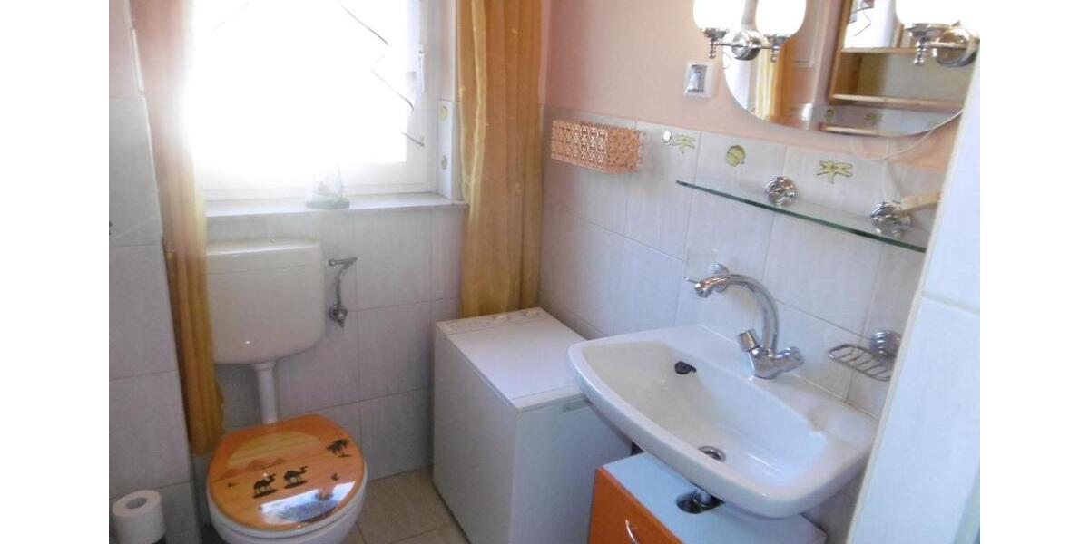 Dachgeschoßwohnung Herleshausen - 3 Zimmer, 399&euro; | Angebot:23360468