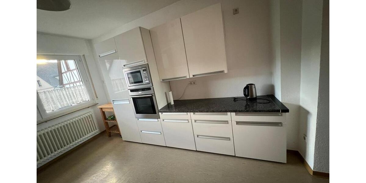 Großes, helles 23 m² Zimmer mit Balkon in 3er-WG (Neugründung) 1 zimmer