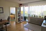 Cityhouse: Top Level, mit Aufzug und Panoramablick über Hilden, in sehr gepflegtem Haus!