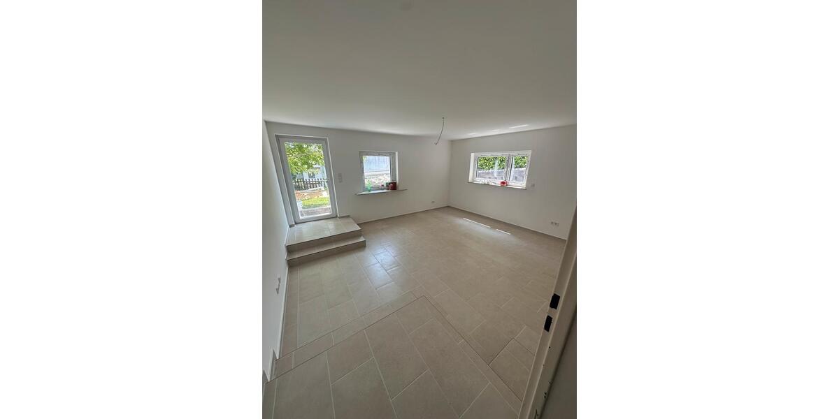 Etagenwohnung Königstein im Taunus - 2.5 Zimmer, 70 m&sup2;, 1.250&euro; | Angebot:26047102