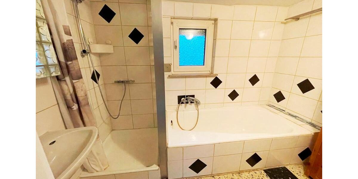 Einfamilienhaus Hohenahr - 4 Zimmer, 100 m&sup2;, 650&euro; | Angebot:25532508