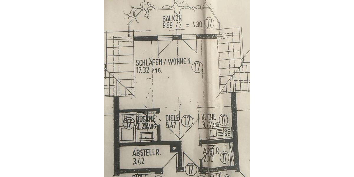 Dachgeschoßwohnung Eichenbühl - 1 Zimmer, 34 m&sup2;, 330&euro; | Angebot:25887720