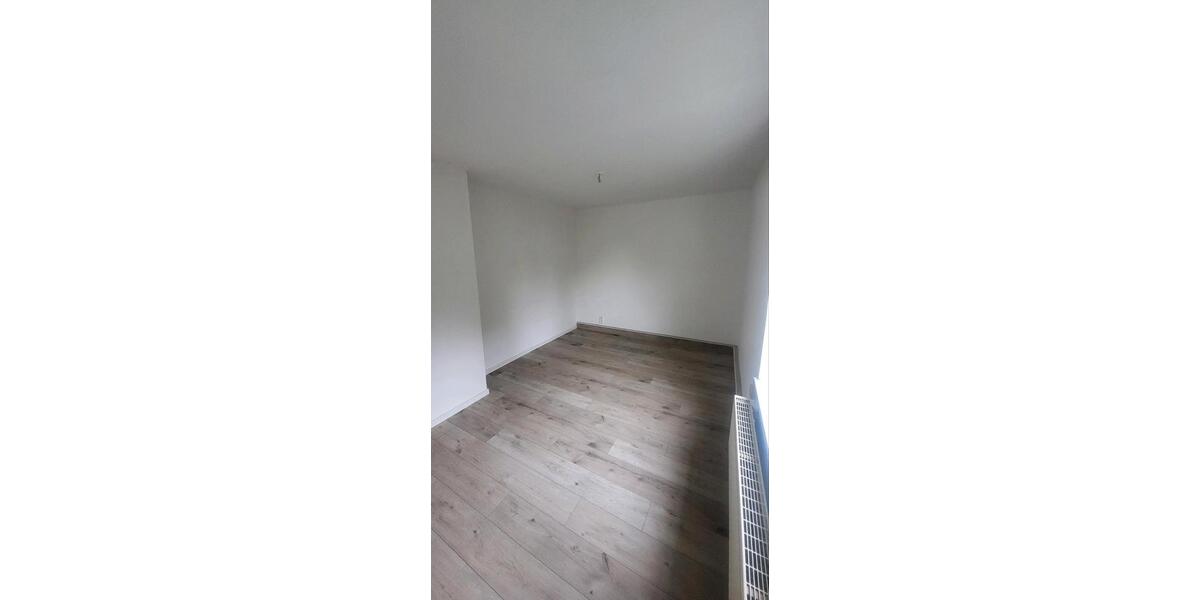 Erdgeschoßwohnung Naumburg (Saale) - 2 Zimmer, 42 m&sup2;, 400&euro; | Angebot:24689686