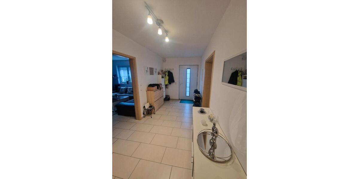 Etagenwohnung Hadamar - 3 Zimmer, 85 m&sup2;, 1.100&euro; | Angebot:24806181