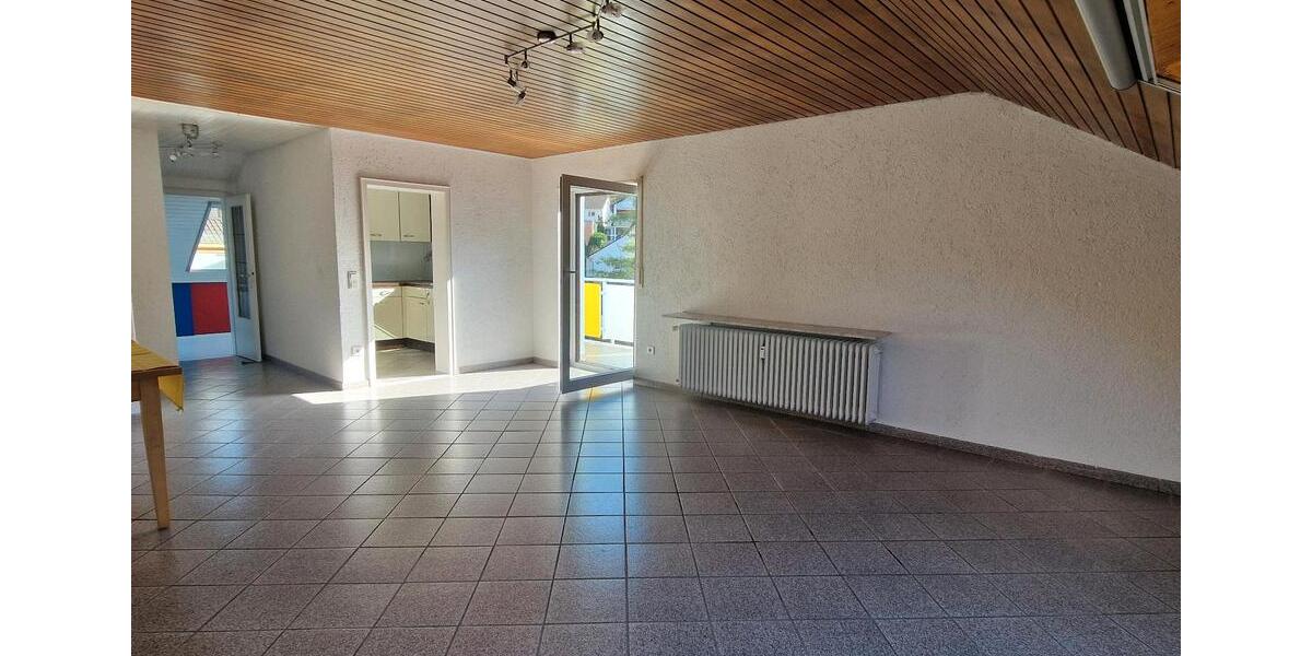 Dachgeschoßwohnung Bad Dürkheim - 2 Zimmer, 61 m&sup2;, 800&euro; | Angebot:25614283