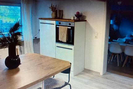 Vermiete neu renovierte 4 Zimmerwohnung 120m2 in Bad Endbach 4 zimmer