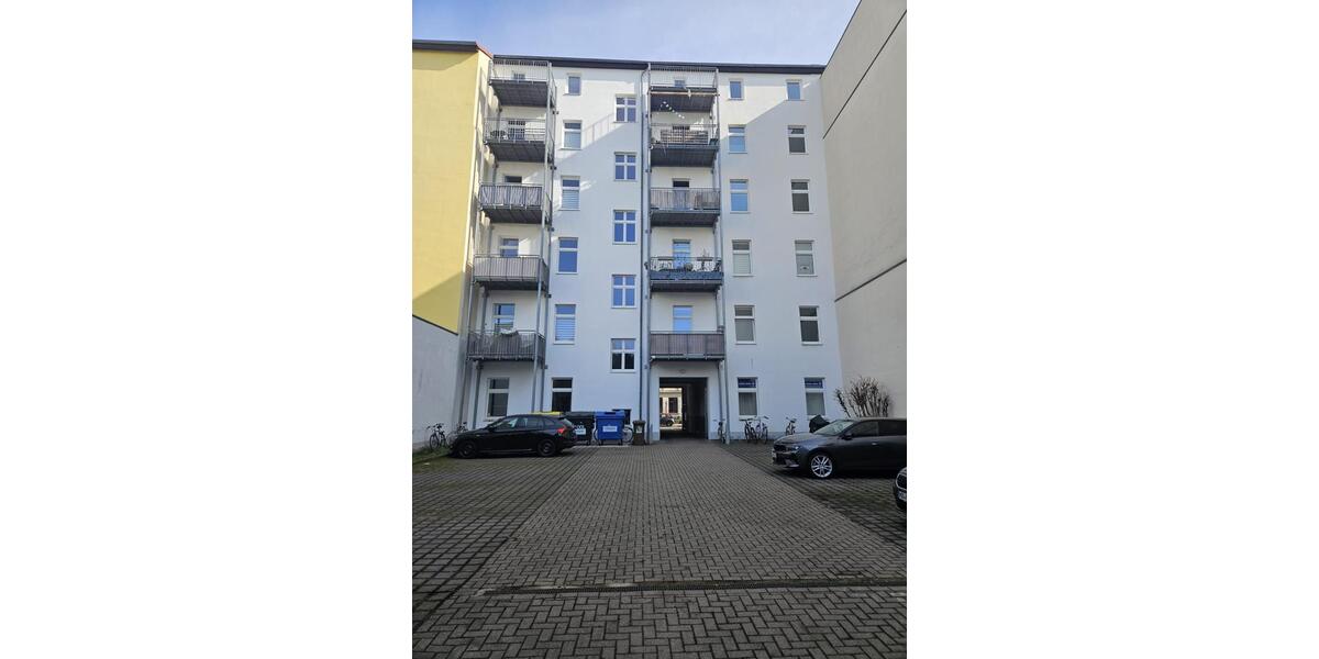 Dachgeschoßwohnung Magdeburg Nordwest - 2 Zimmer, 80 m&sup2;, 575&euro; | Angebot:26586291