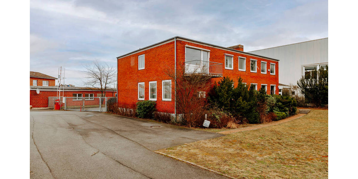 Gewerbeobjekt Lüneburg Goseburg-Zeltberg - 1 Zimmer, 400 m&sup2;, 1.500&euro; | Angebot:25701343