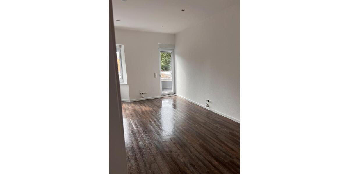 großzügige Etagenwohnung mit Dachterasse 4 zimmer