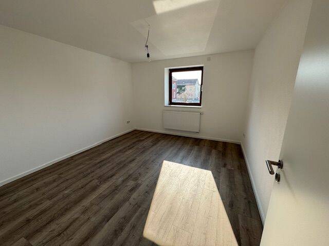 Etagenwohnung Gunzenhausen - 4 Zimmer, 94 m&sup2;, 980&euro; | Angebot:25896595