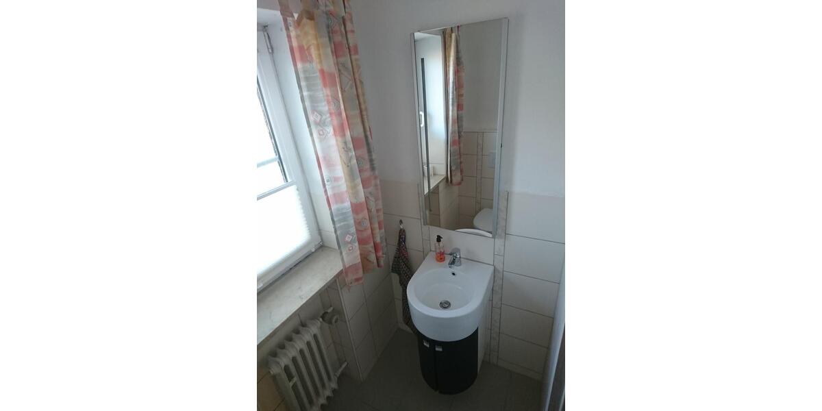 Etagenwohnung Ursensollen - 3 Zimmer, 130 m&sup2;, 860&euro; | Angebot:26294865