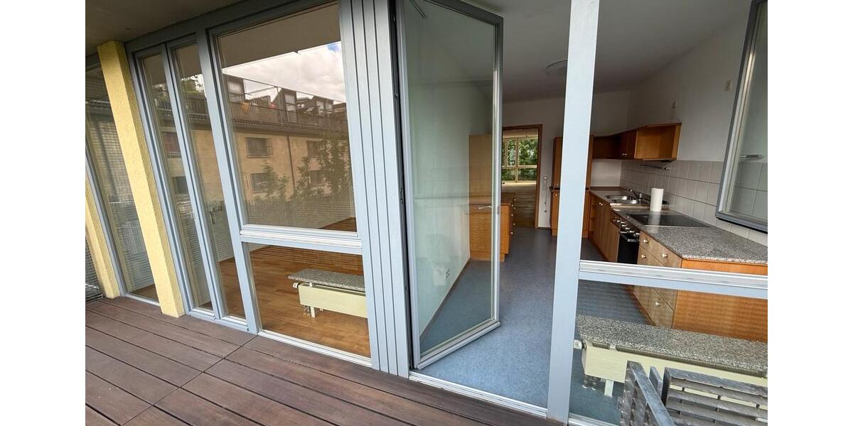Etagenwohnung Tübingen Derendingen - 2 Zimmer, 86 m&sup2;, 1.500&euro; | Angebot:26603223