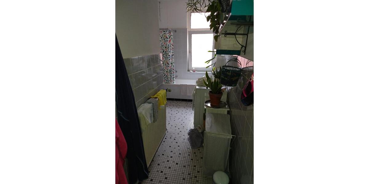 Sonnige Dachgeschosswohnung 3 zimmer