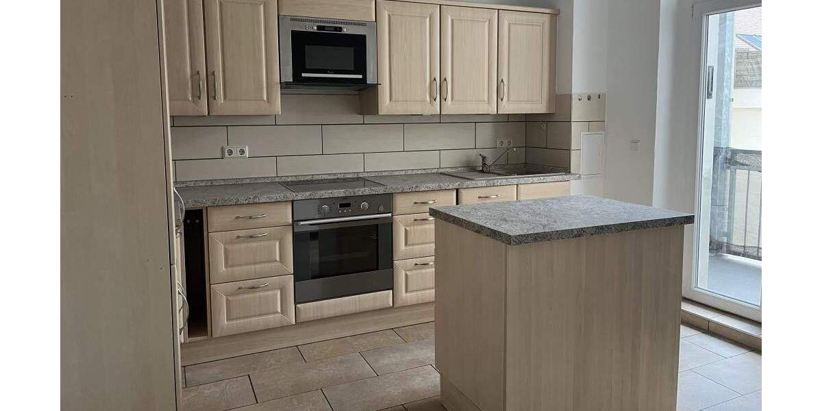 Etagenwohnung Bautzen - 4 Zimmer, 113 m&sup2;, 800&euro; | Angebot:25142856