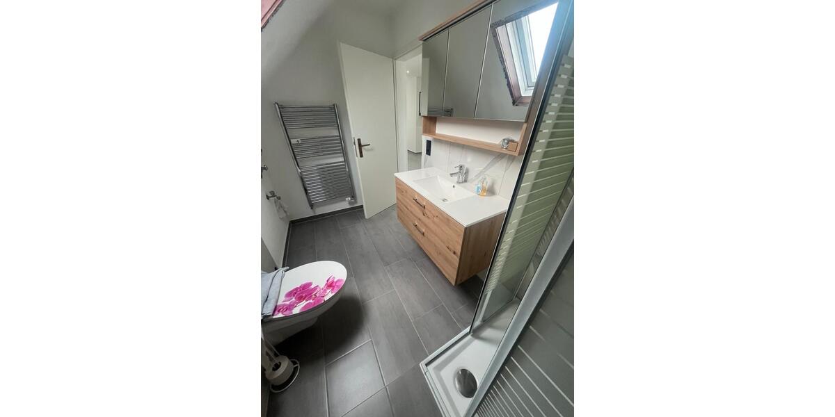 Dachgeschoßwohnung Limburg an der Lahn - 3 Zimmer, 105 m&sup2;, 830&euro; | Angebot:24695299