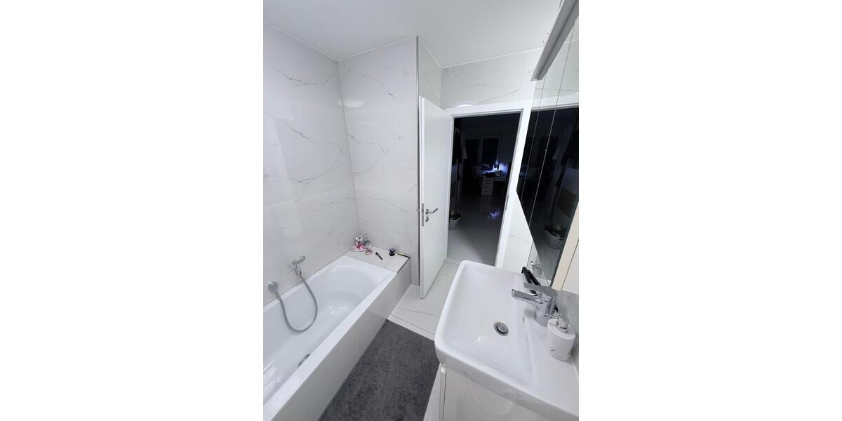 Etagenwohnung Kassel Nordshausen - 2 Zimmer, 83 m&sup2;, 730&euro; | Angebot:26698335