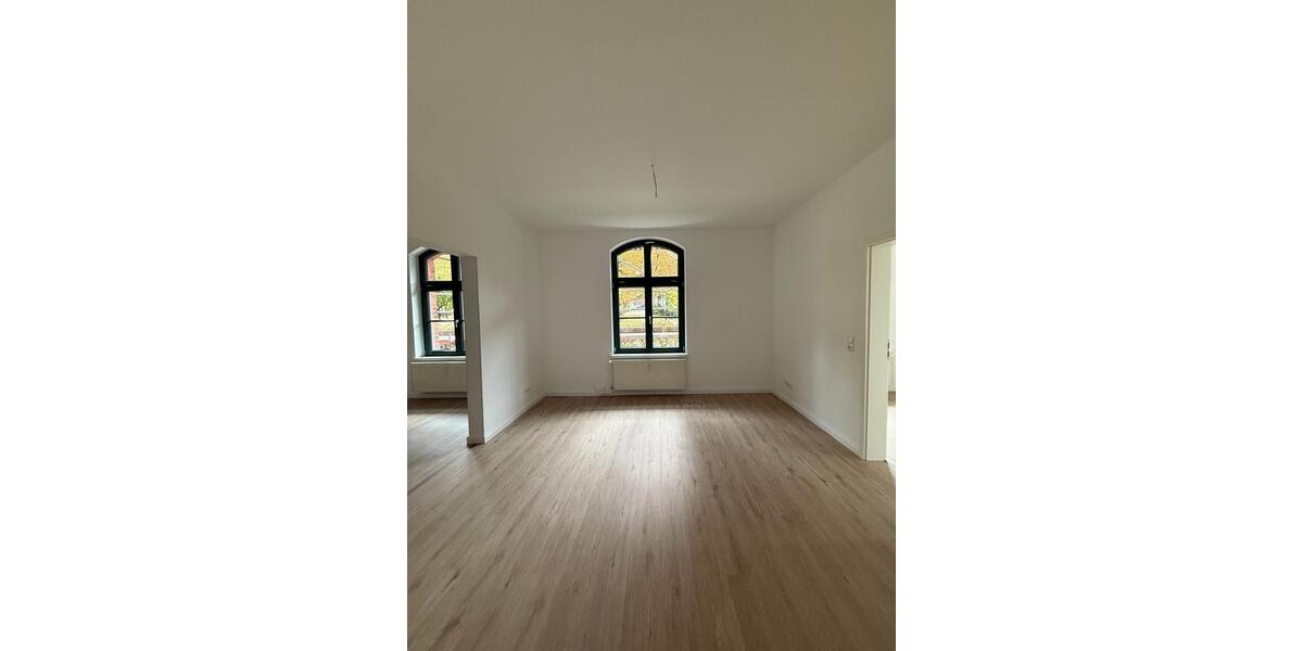 Etagenwohnung Parchim - 3 Zimmer, 90 m&sup2;, 950&euro; | Angebot:26151348
