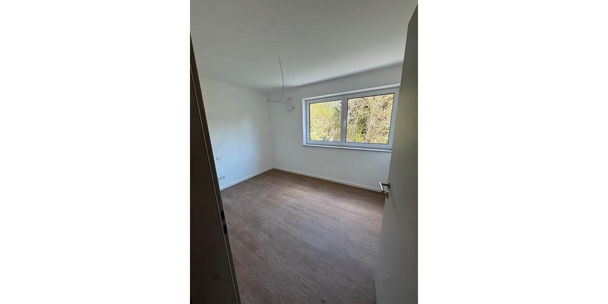 Etagenwohnung Arnstorf - 4 Zimmer, 89 m&sup2;, 1.260&euro; | Angebot:26638660