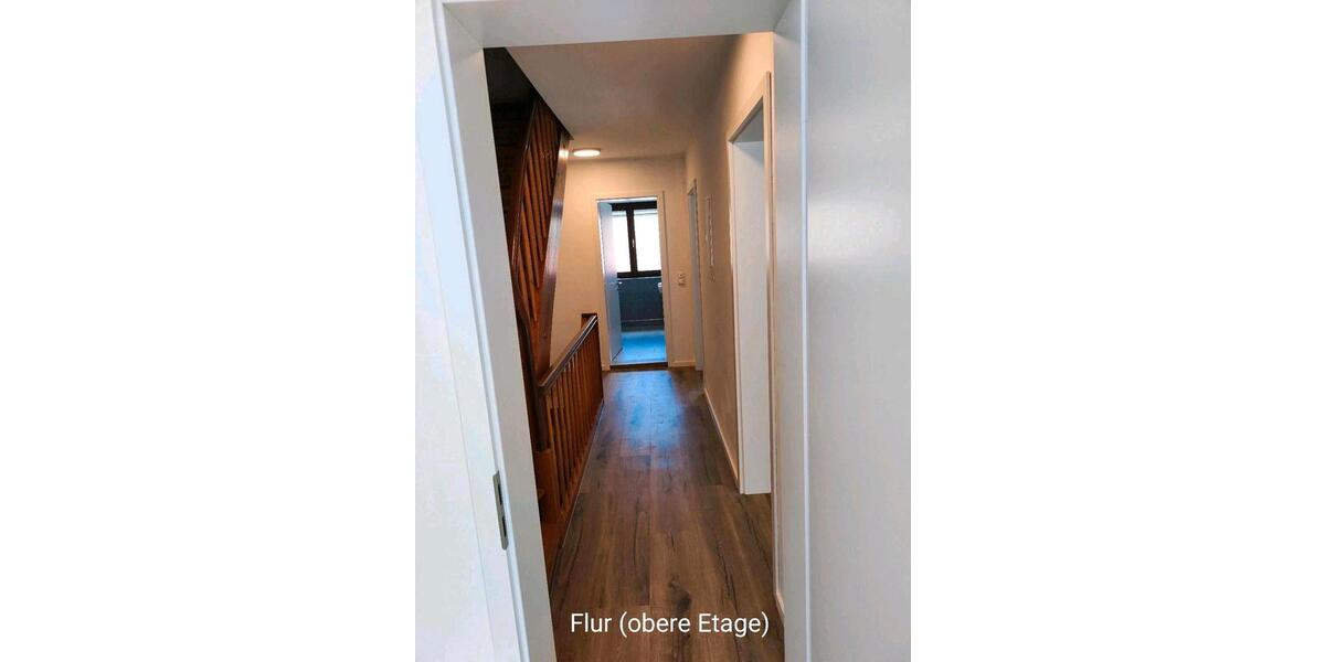 Etagenwohnung Hirzenhain - 3 Zimmer, 87 m&sup2;, 696&euro; | Angebot:26063144