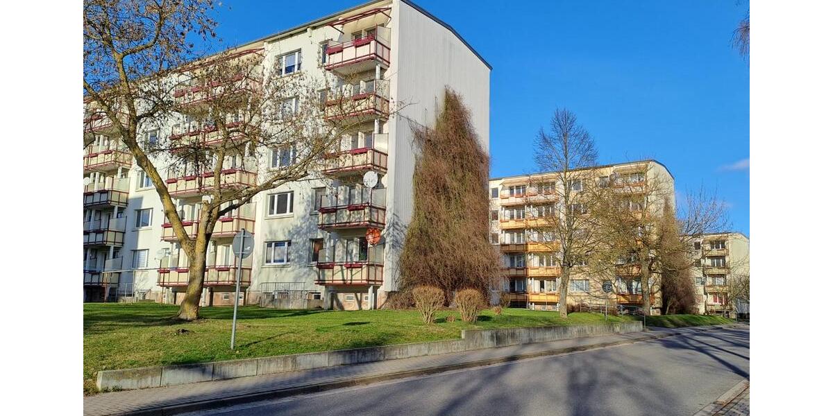 Etagenwohnung Möllenhagen - 4 Zimmer, 72 m&sup2;, 494&euro; | Angebot:25781155