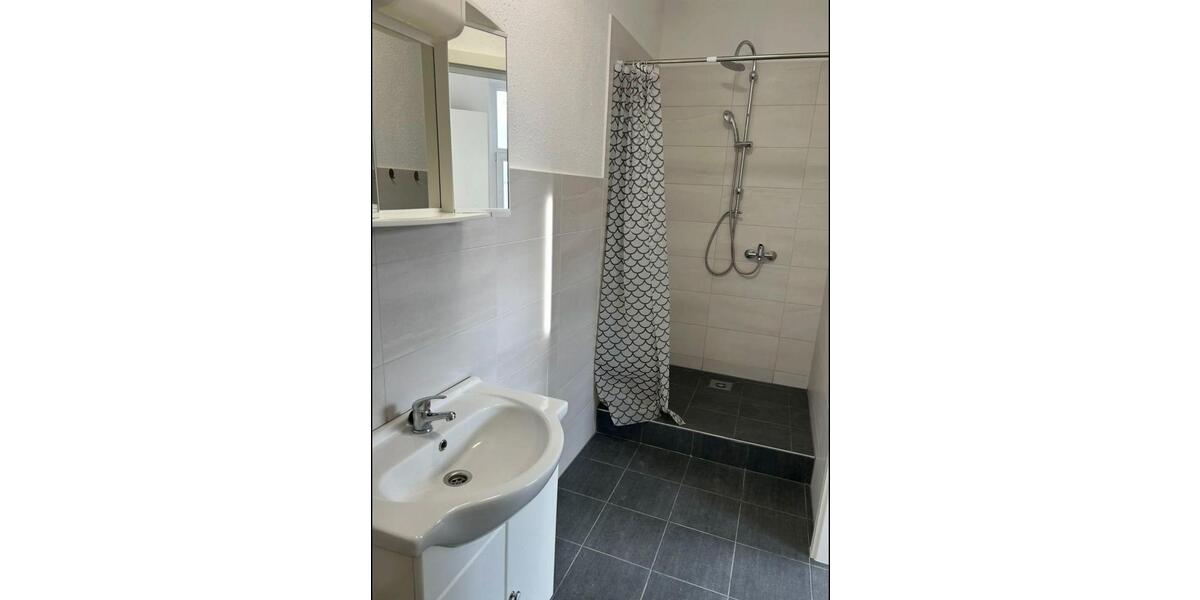 Etagenwohnung Bützow - 1 Zimmer, 36 m&sup2;, 30&euro; | Angebot:26165214