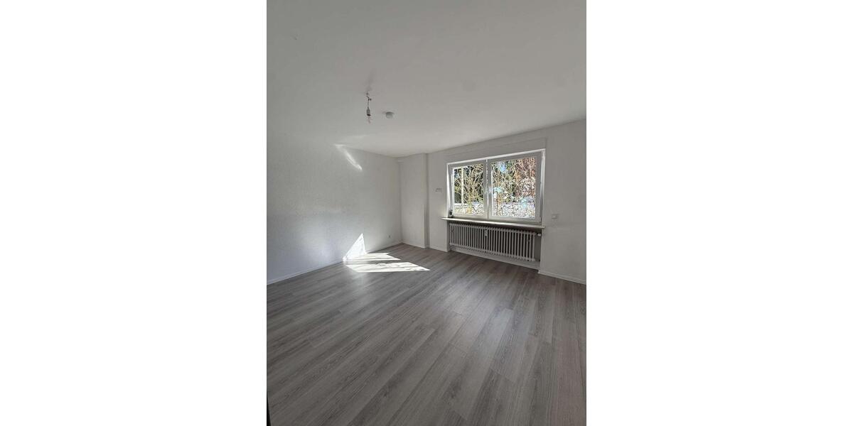 Erdgeschoßwohnung Völklingen - 3 Zimmer, 88 m&sup2;, 800&euro; | Angebot:25415948