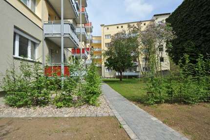 Wohnung zum Mieten in Halle 498 € 63.2 m² 2 zimmer