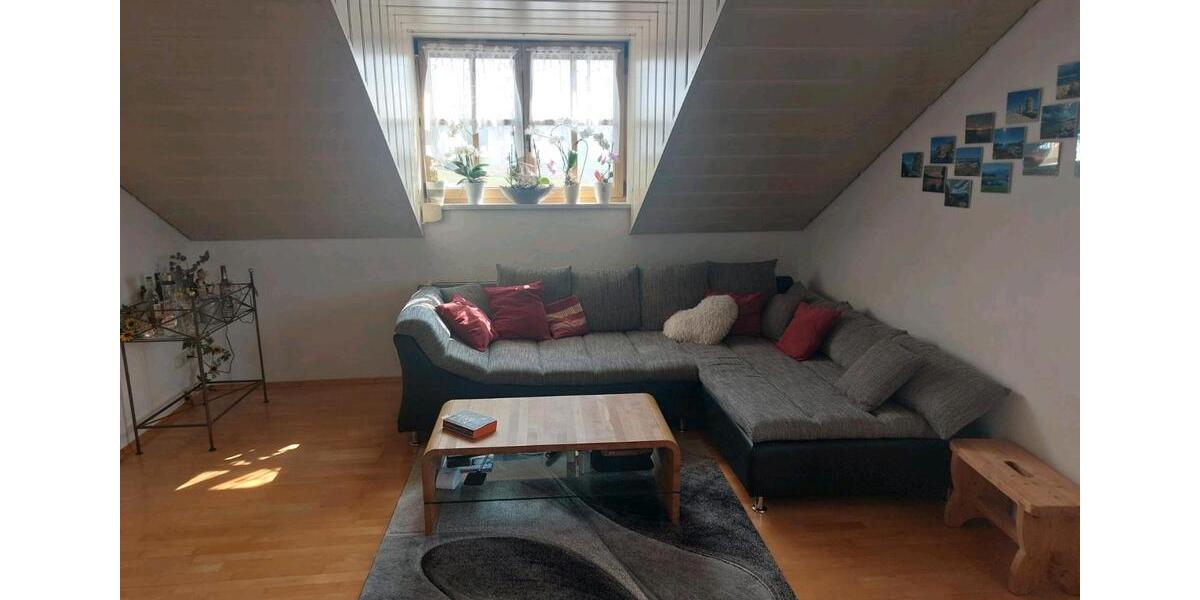 Dachgeschoßwohnung Bodenkirchen - 3 Zimmer, 90 m&sup2;, 820&euro; | Angebot:26250515