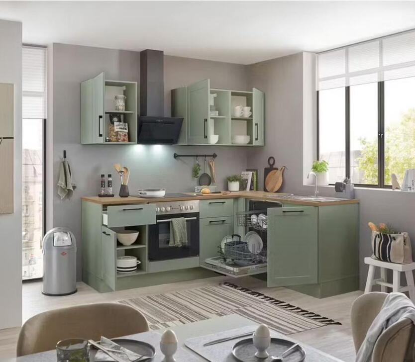 150qm 4 Zimmer Haus Schleswig 700qm Garten Garage zwei neue EBK