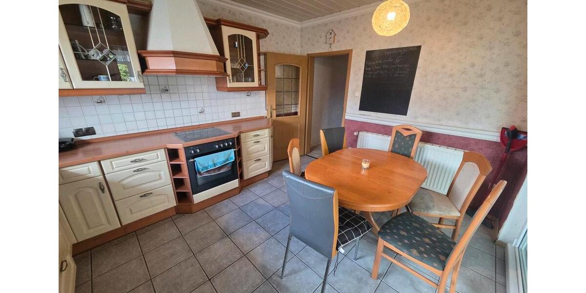 Erdgeschoßwohnung Papenburg - 4 Zimmer, 155 m&sup2;, 550&euro; | Angebot:25385588