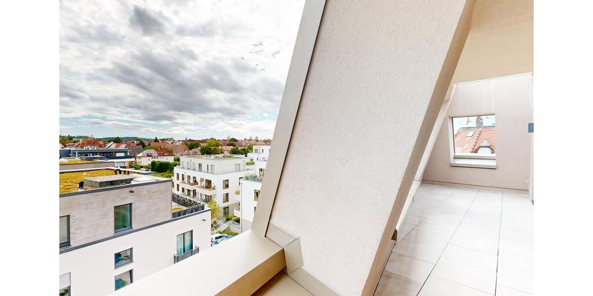 Dachgeschoßwohnung Heilbronn Kernstadt - 4 Zimmer, 147 m&sup2;, 2.150&euro; | Angebot:23051143