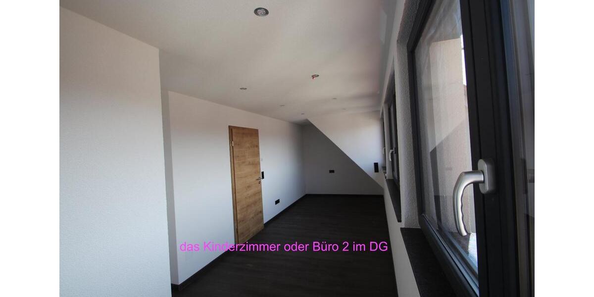 Etagenwohnung Külsheim - 4 Zimmer, 136 m&sup2;, 1.140&euro; | Angebot:26083479