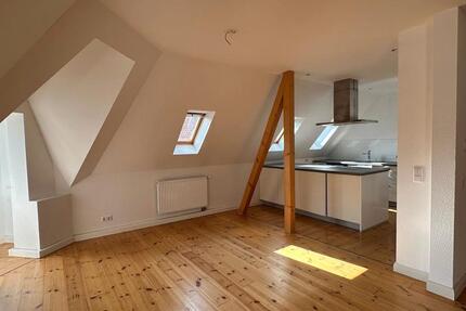 Wunderschöne AltbauWohnung in Hannovers Oststadt mit EBK