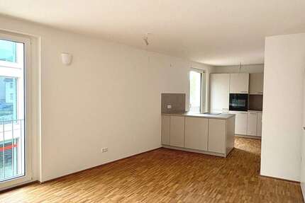 Wohnung Leonberg - 3 Zimmer, 86 m&sup2;, 1.603&euro; | Angebot:25193793