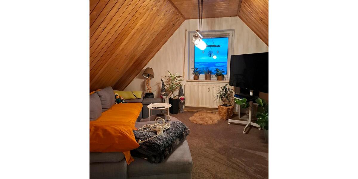 Dachgeschoßwohnung Mitwitz - 3 Zimmer, 120 m&sup2;, 660&euro; | Angebot:26006530