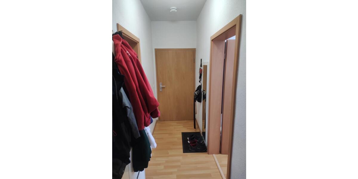 Etagenwohnung Eisenach - 1 Zimmer, 60 m&sup2;, 400&euro; | Angebot:25806476