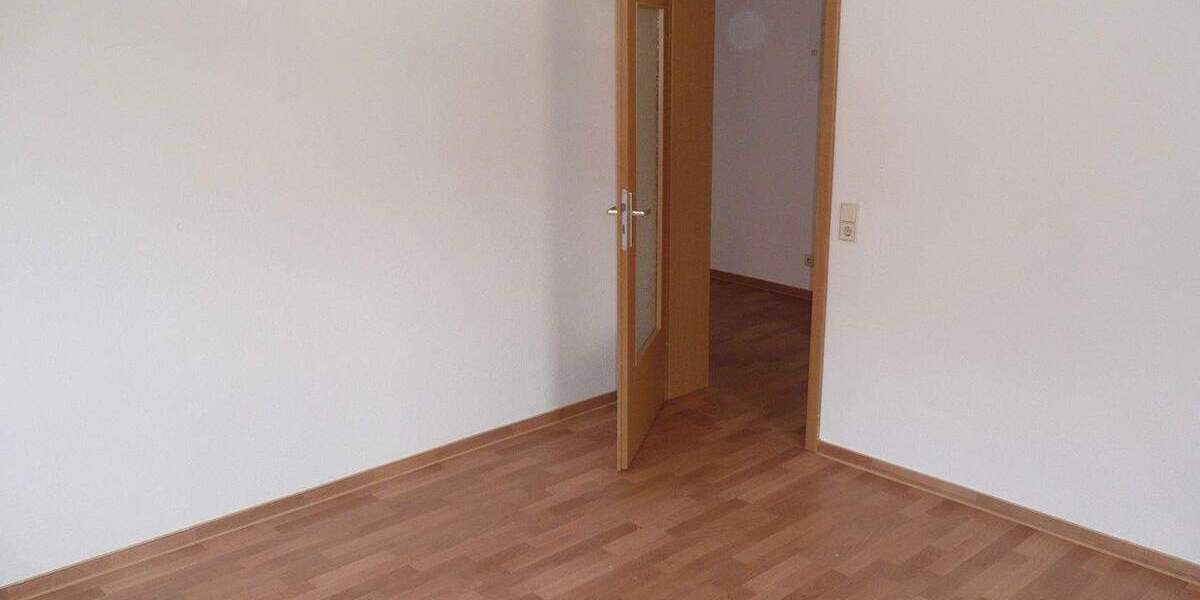 Etagenwohnung Pirna Sonnenstein - 2 Zimmer, 47 m&sup2;, 330&euro; | Angebot:25909295