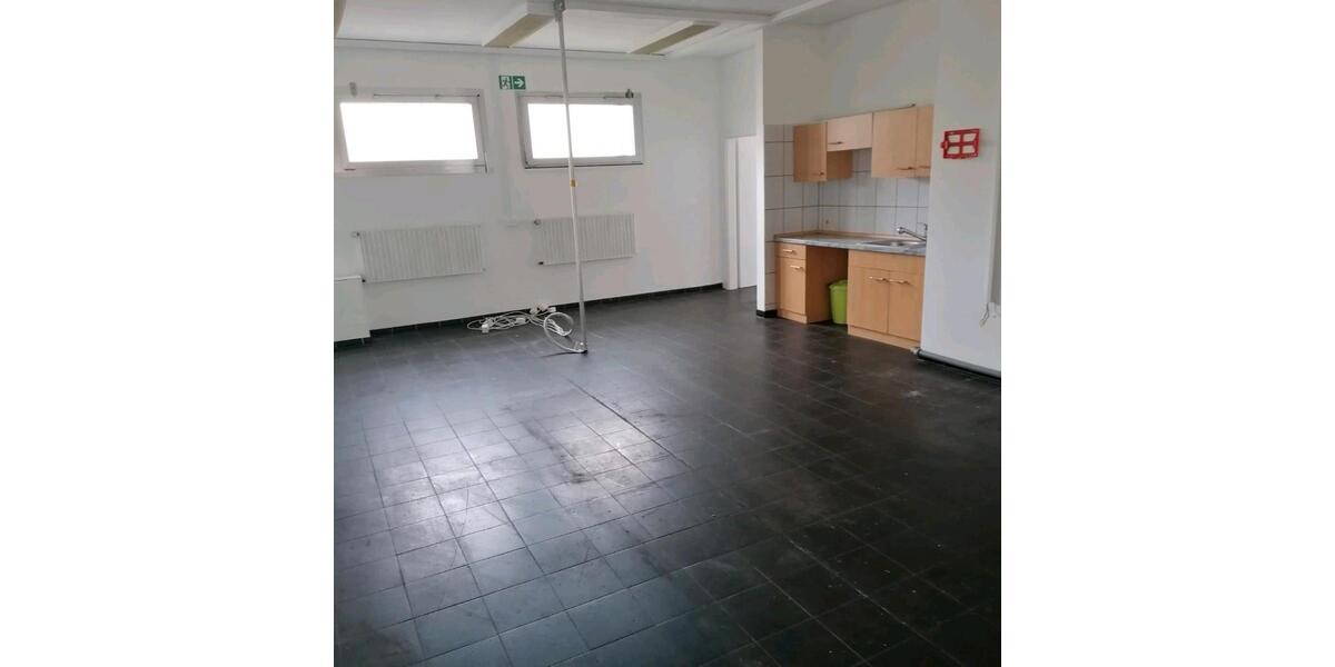 Gewerbeobjekt 42651 Solingen 198 qm, 4 Parkplätze sofort frei zimmer