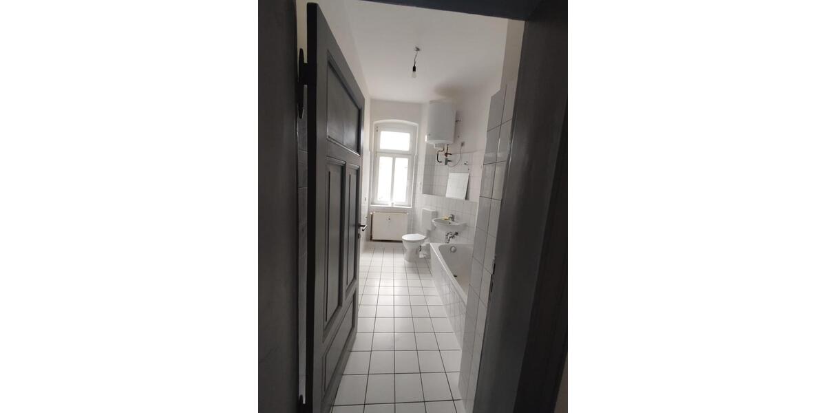 Erdgeschoßwohnung Oschersleben (Bode) - 2 Zimmer, 68 m&sup2;, 460&euro; | Angebot:25253872
