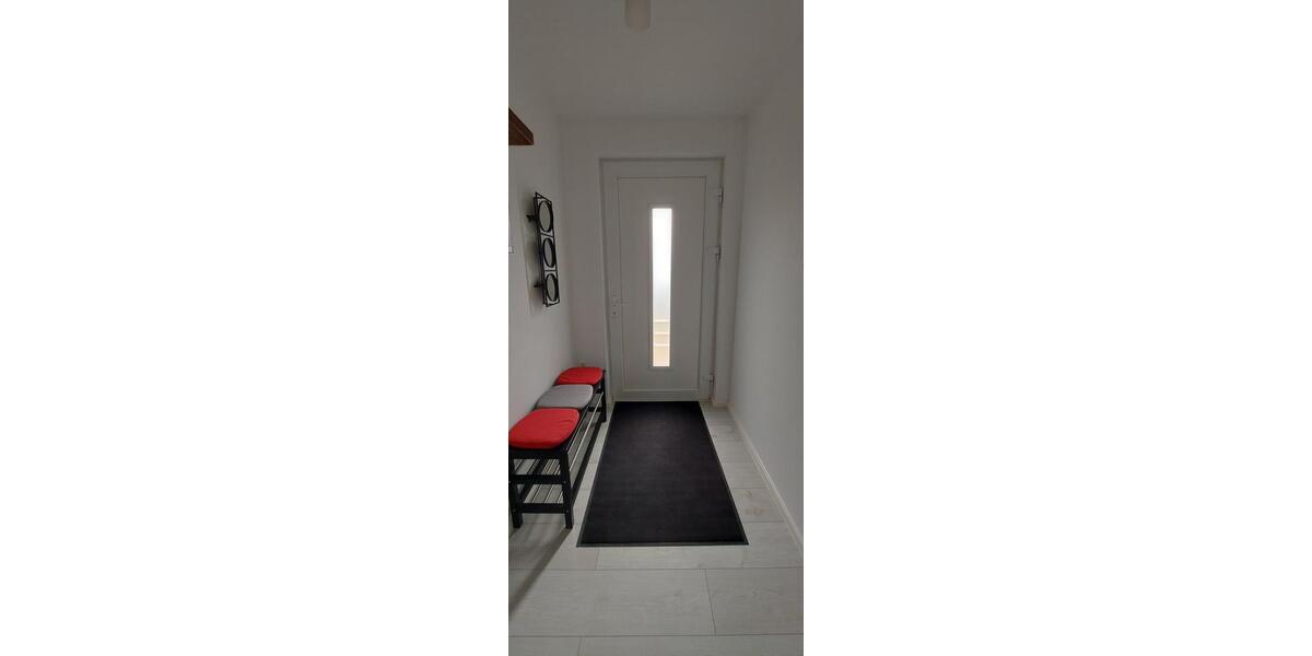 Wohnen auf Zeit Banzkow - 4 Zimmer, 137 m&sup2;, 1.500&euro; | Angebot:26553630