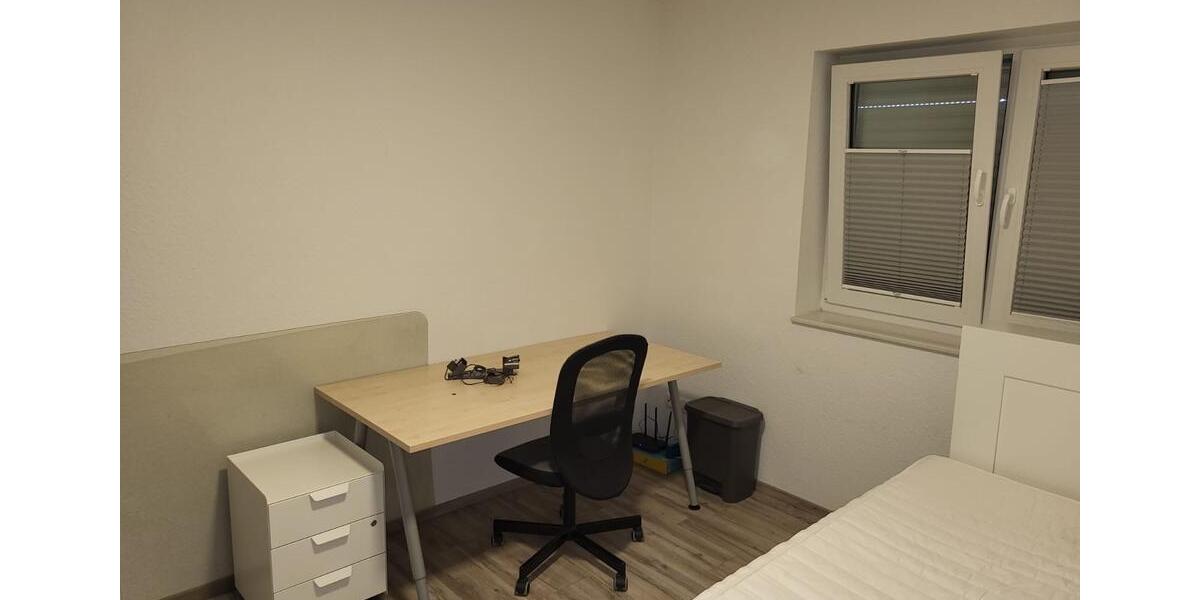 Wohnen auf Zeit Oldenburg Eversten - 1 Zimmer, 12 m&sup2;, 500&euro; | Angebot:24376119