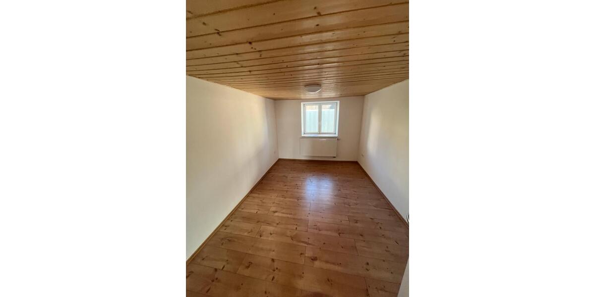 Bauernhaus, Landhaus Rottenburg am Neckar - 4 Zimmer, 135 m&sup2;, 1.100&euro; | Angebot:26534649