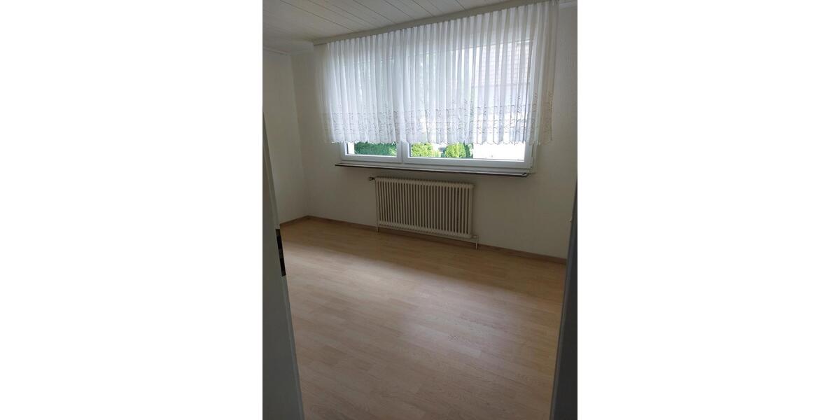 Hochparterre Wiehl - 4 Zimmer, 81 m&sup2;, 800&euro; | Angebot:24766538