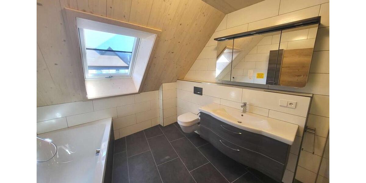 Maisonettenwohnung Zell am Harmersbach - 4 Zimmer, 126 m&sup2;, 1.250&euro; | Angebot:26249342